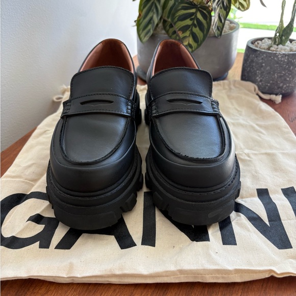 Ganni Shoes - Ganni Women’s Black Lugsole Chunky Loafers